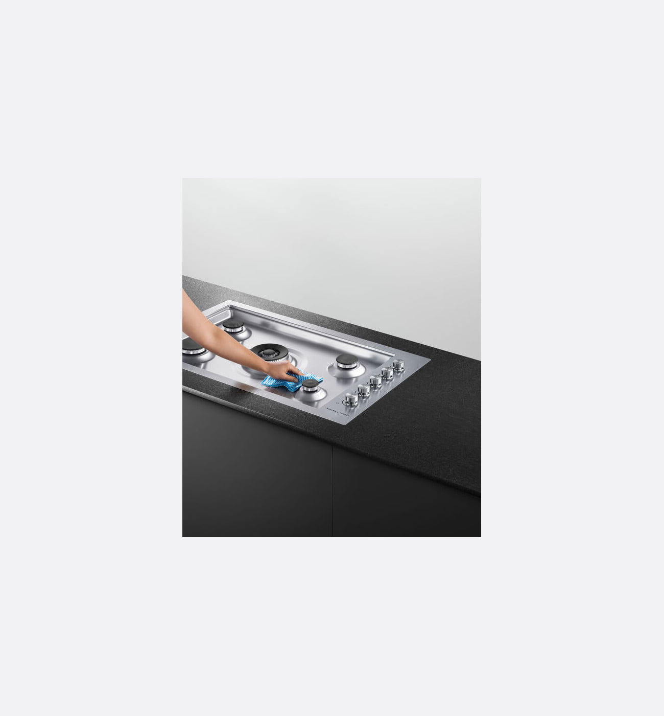 Fisher & Paykel CG905DWNGFCX3 90cm Stainless Steel Gas Hob Image 3 Fisher & Paykel CG905DWNGFCX3 90cm Stainless Steel Gas Hob - Image 3