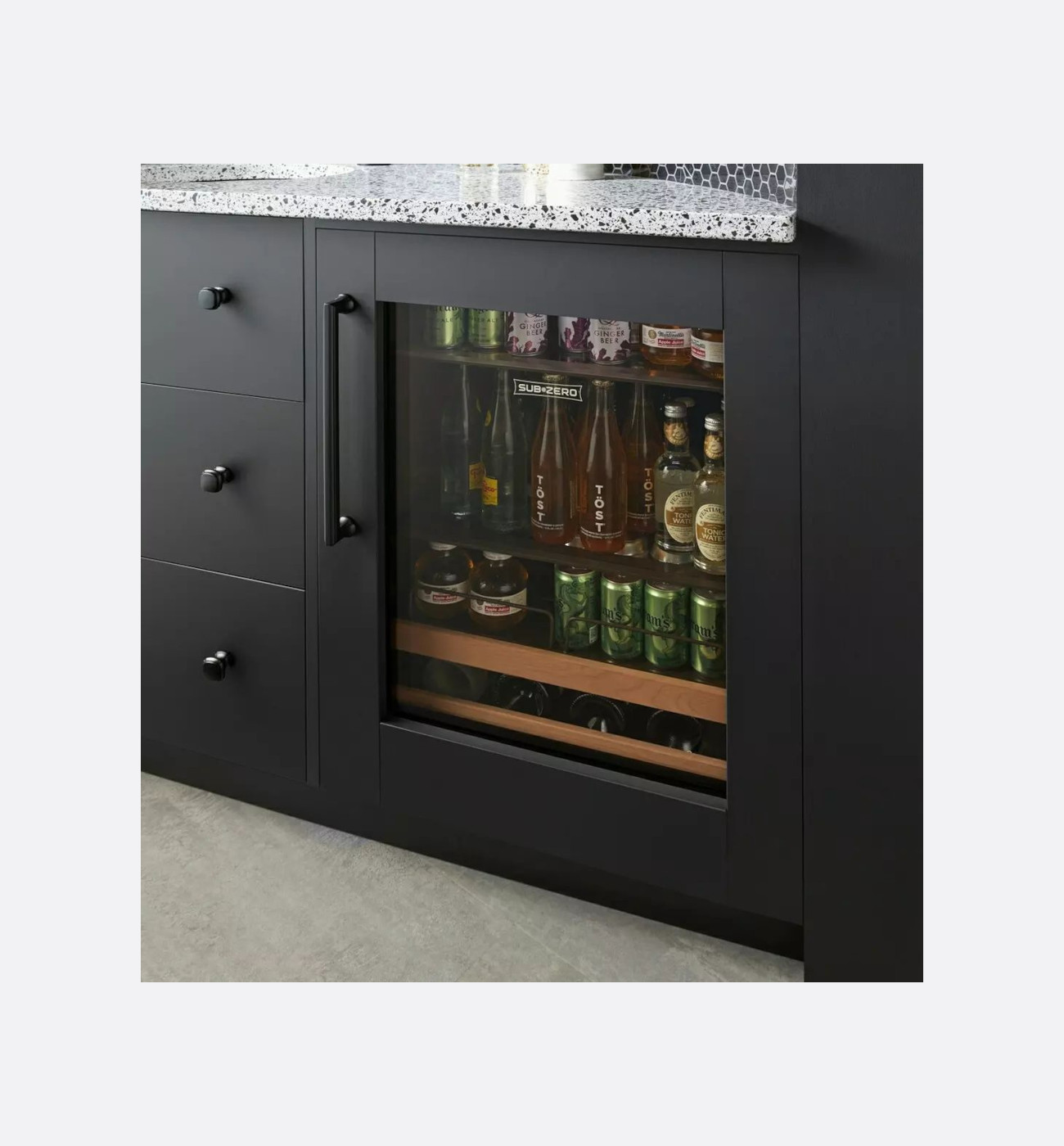 Sub Zero ICBDEU2450BG 61cm Fully Integrated Under Counter Fridge Img3 Sub-Zero ICBDEU2450BG 61cm Fully Integrated Under-Counter Fridge - Image 2