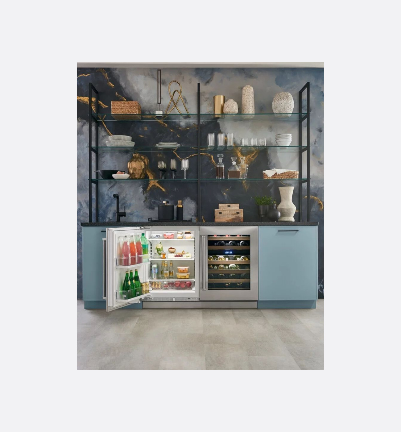 Sub Zero ICBDEU2450R 61cm Fully Integrated Under Counter Fridge Img3 Sub-Zero ICBDEU2450R 61cm Fully Integrated Under-Counter Fridge - Image 3