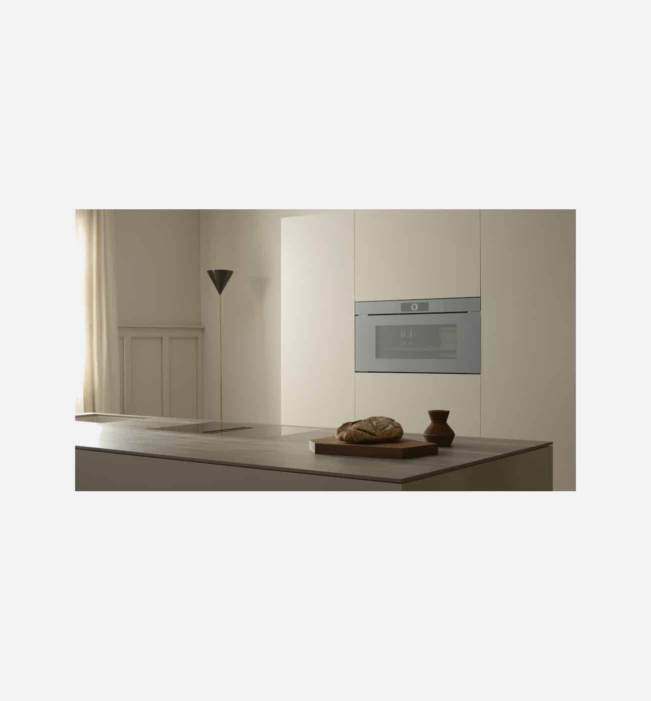 V Zug V6000 CombiSteamer 45L Grand AutoDoor 45cm Black Mirror Glass Steam Oven Img5 V-Zug V6000 CombiSteamer 45L Grand AutoDoor 60cm Platinum Mirror Glass Steam Oven - Image 5