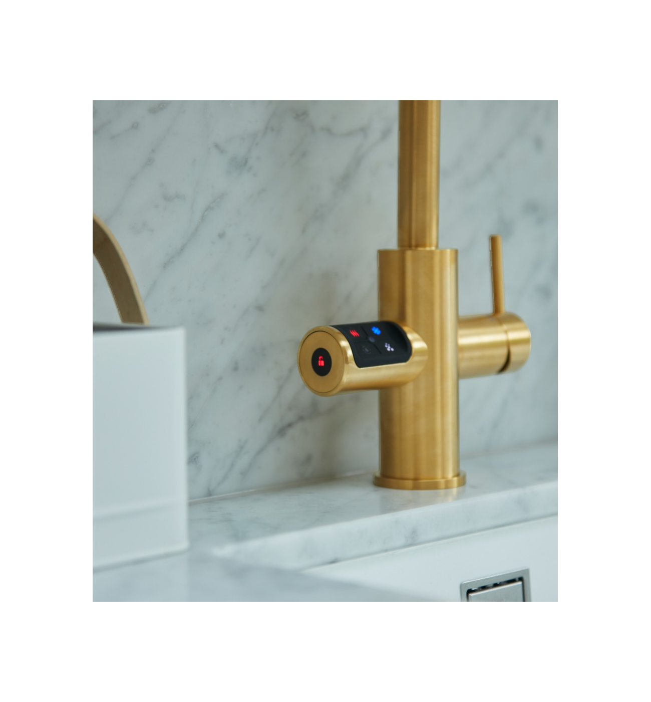 Zip Celsius Plus AIO Lifestyle Img5 Zip HydroTap Celsius Plus All-In-One Boiling Water Tap - All Finishes Available - Image 5