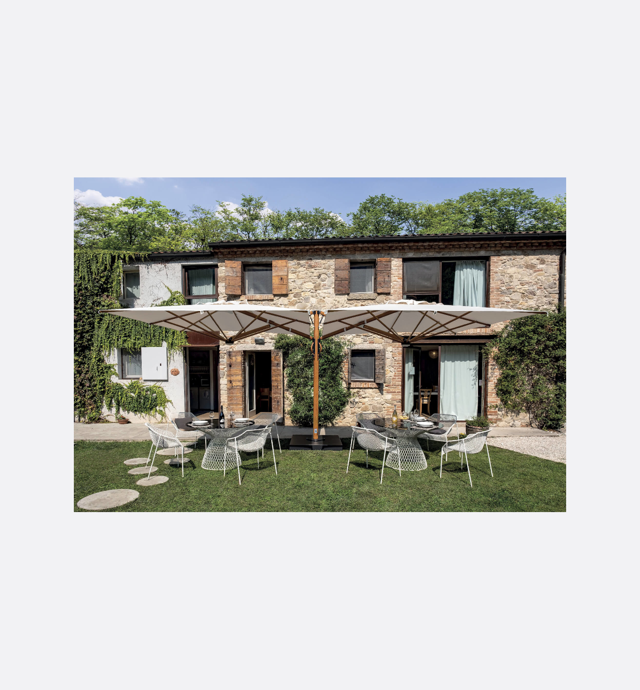 Scolaro Dual V Timber Parasol Ex Display Img2 Scolaro Dual V Timber Parasol Ex Display Img3